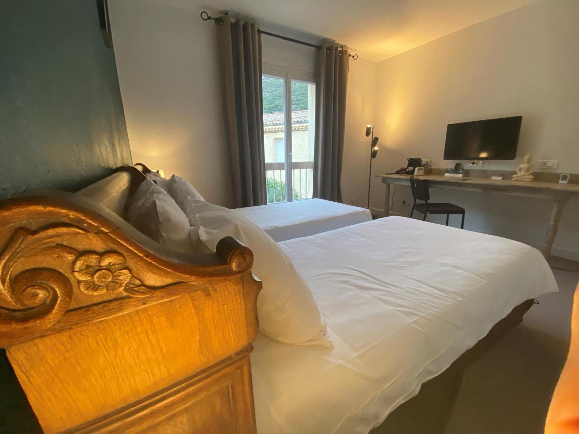 Logis Hotel Medieval, Montelimar Nord Rochemaure Buitenkant foto
