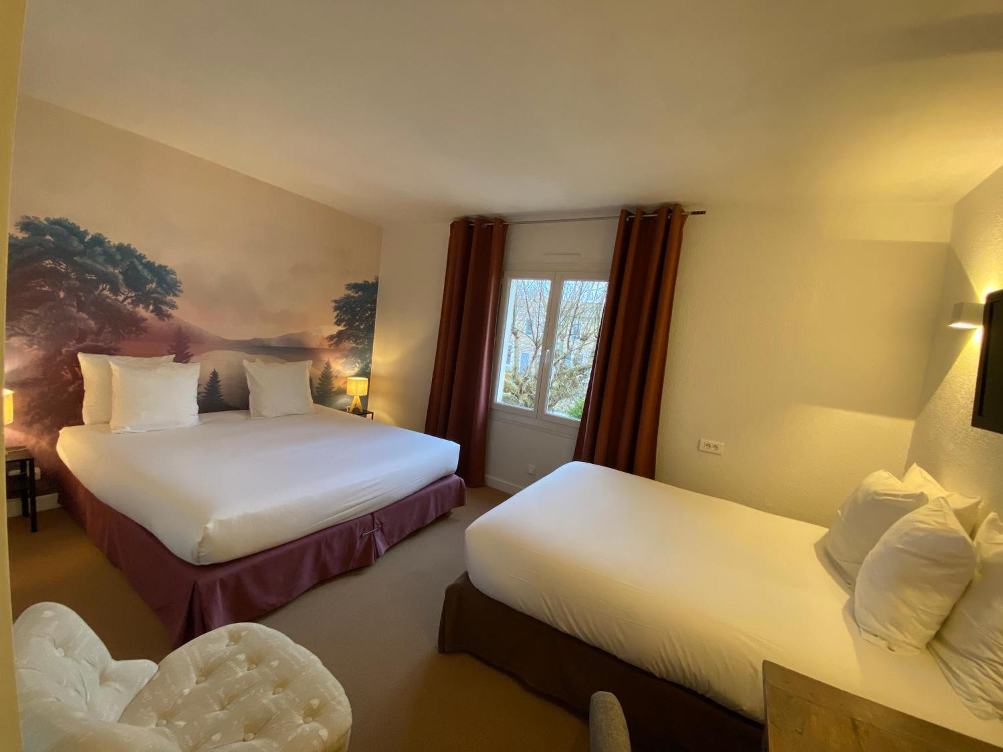 Logis Hotel Medieval, Montelimar Nord Rochemaure Buitenkant foto